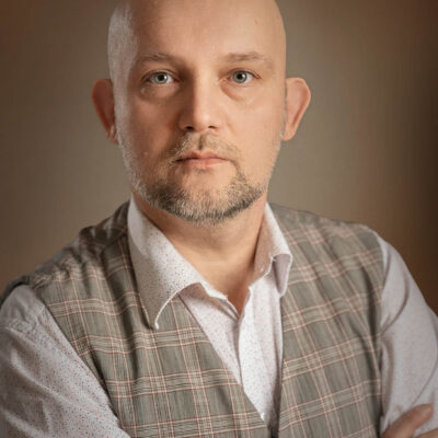 Konrad Paprocki Irish award winning wedding and portrait photographer judging the ippva awards