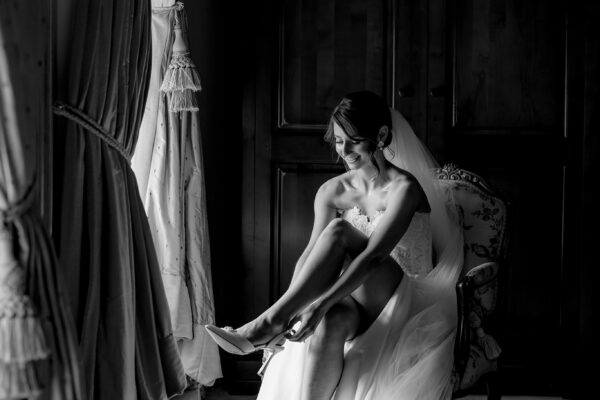 Elaine Barker luxury wedding photographer IPPVA